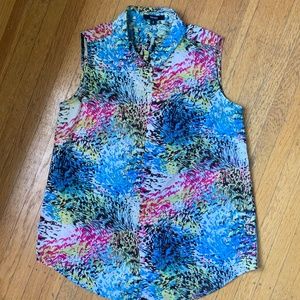 Therapy blouse, size 8, like new